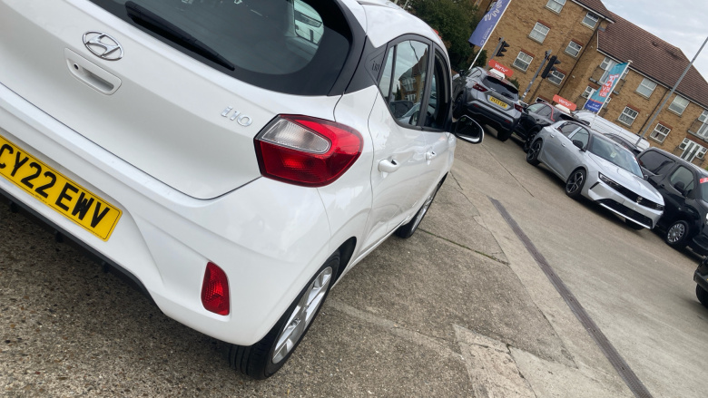 Hyundai i10 1.2 MPi SE Connect 5dr Auto Petrol Hatchback